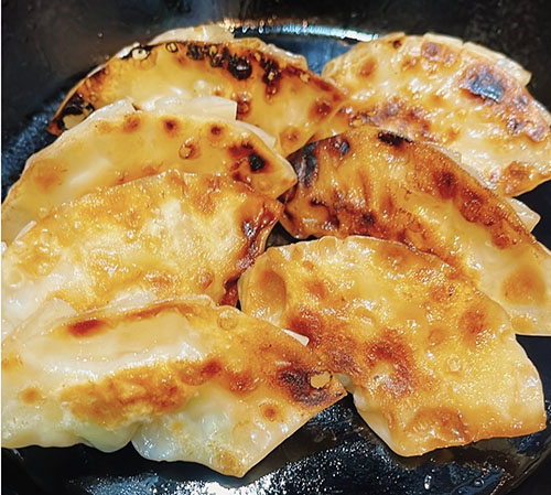 手作りギョウザ